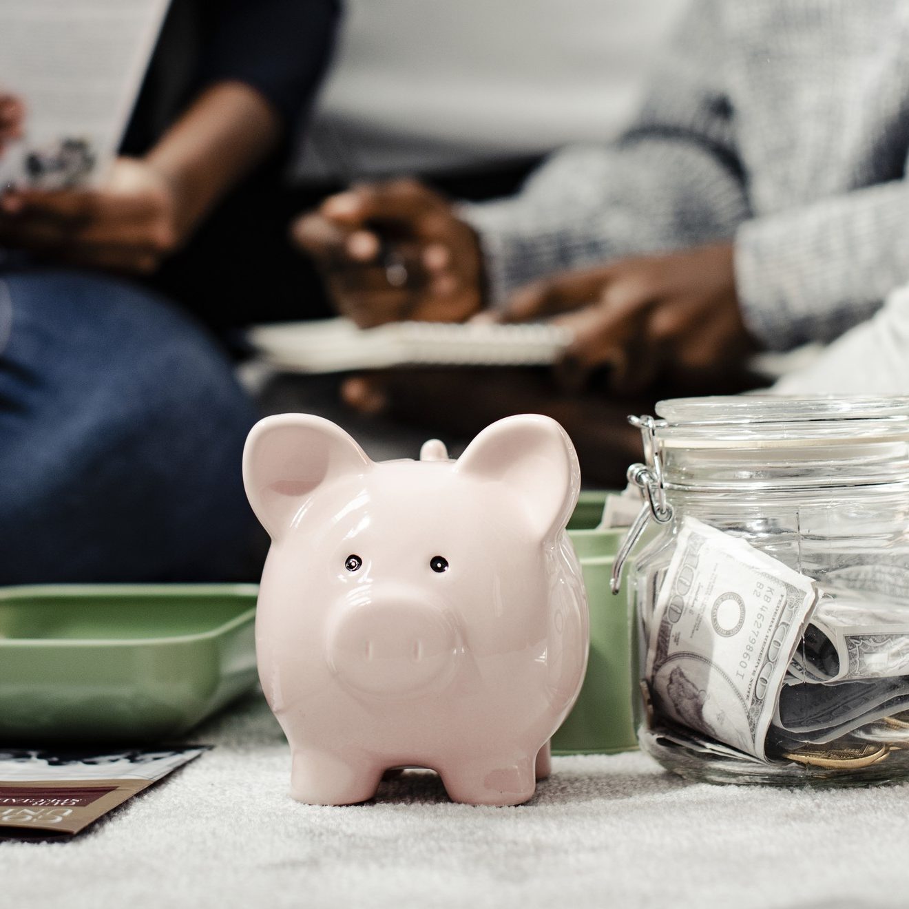 mother-teaching-her-daughter-about-savings
