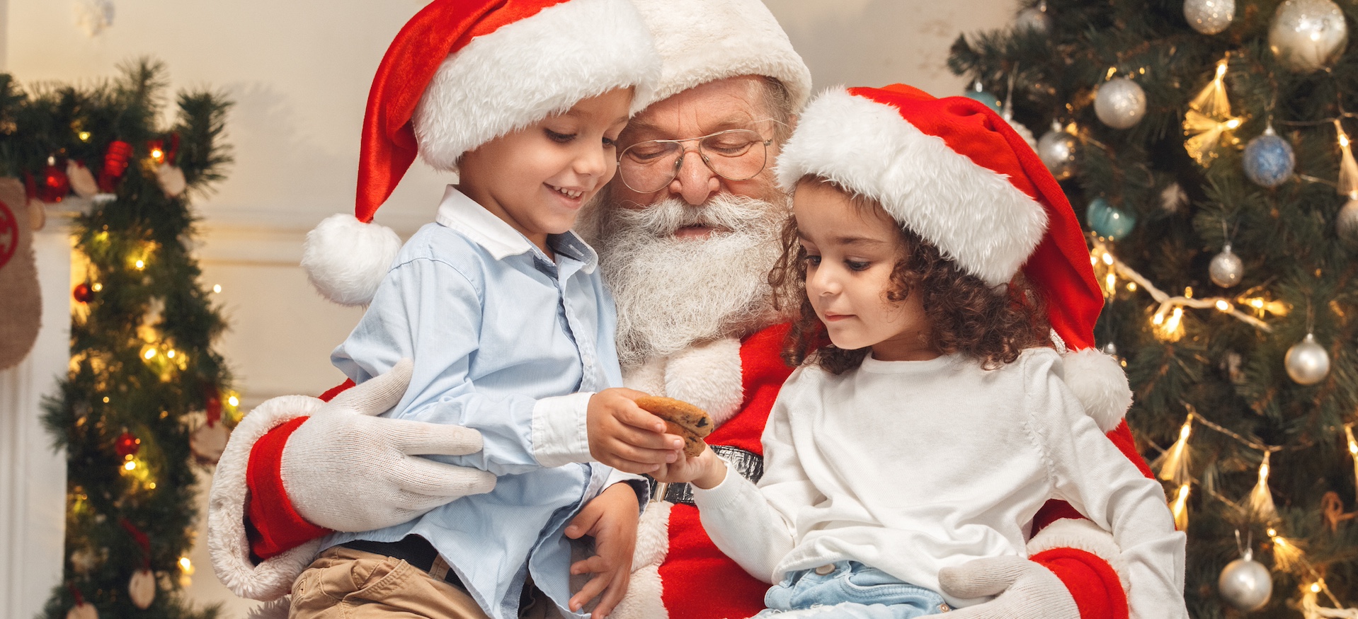 You’re Invited to Pictures with Santa