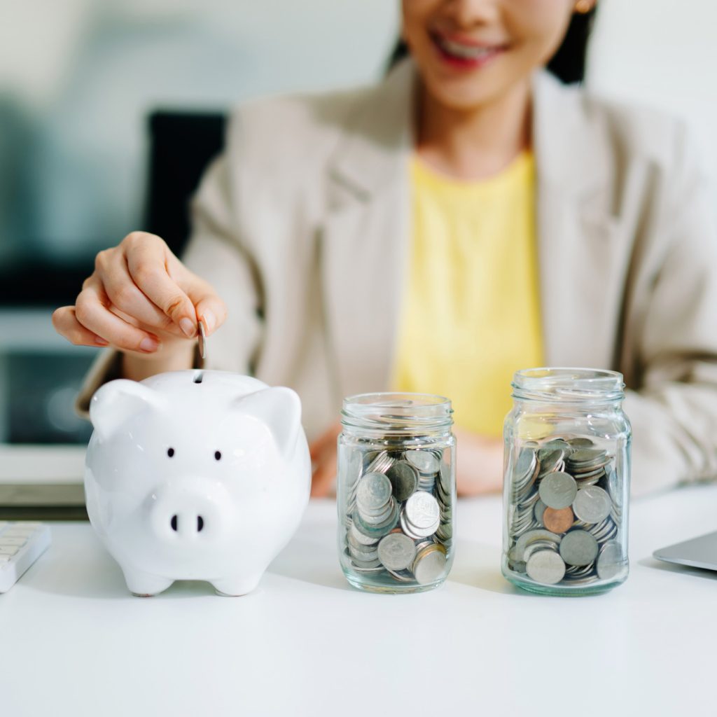 How to Start Saving Money With a Small Income: 6 Simple Steps